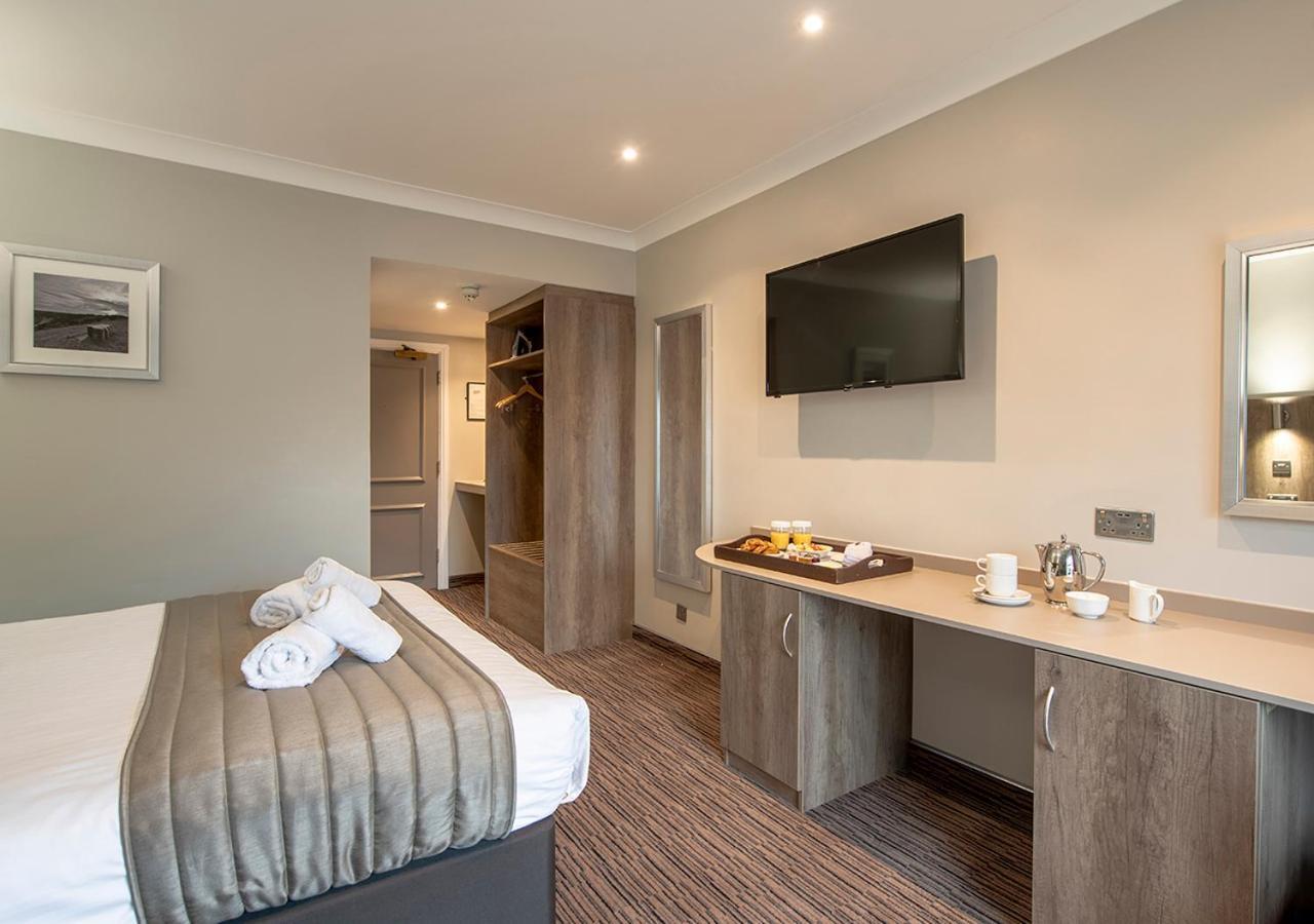 Hogs Back Hotel & Spa Nr Farnham Farnham  Ngoại thất bức ảnh