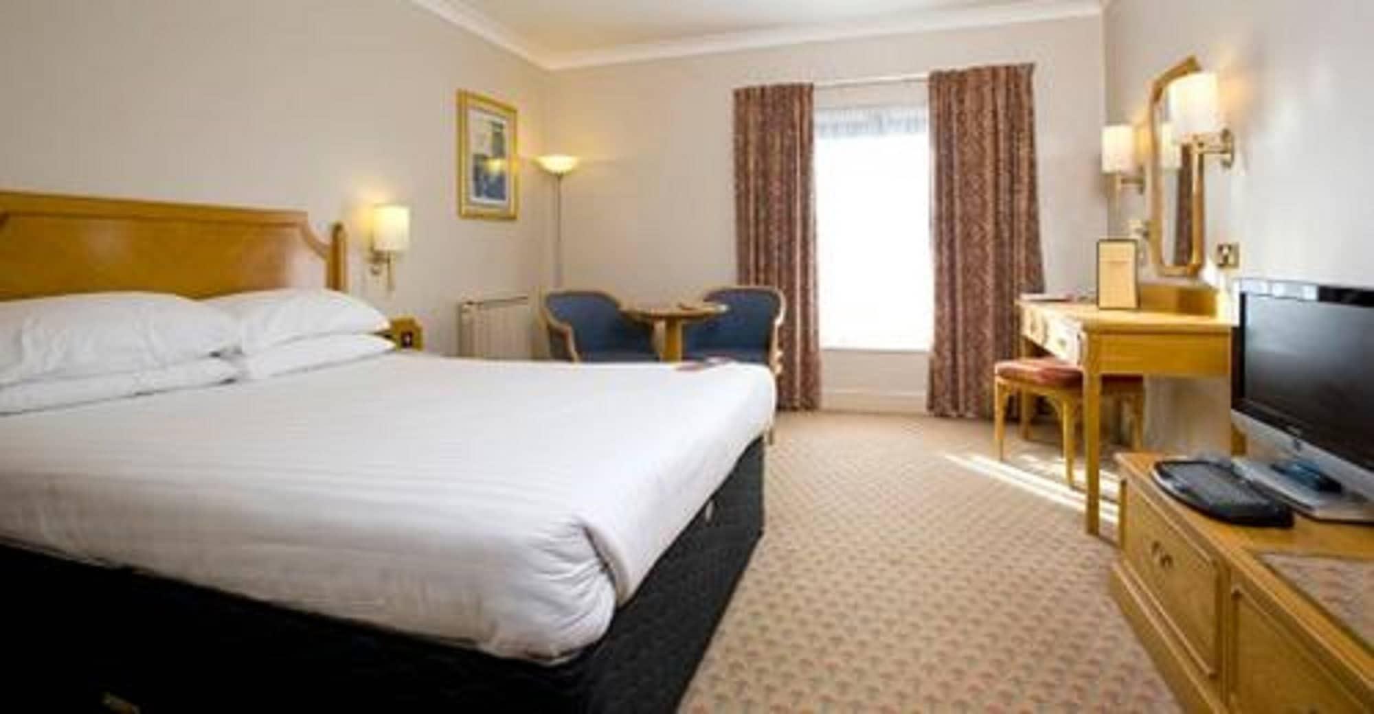 Hogs Back Hotel & Spa Nr Farnham Farnham  Ngoại thất bức ảnh