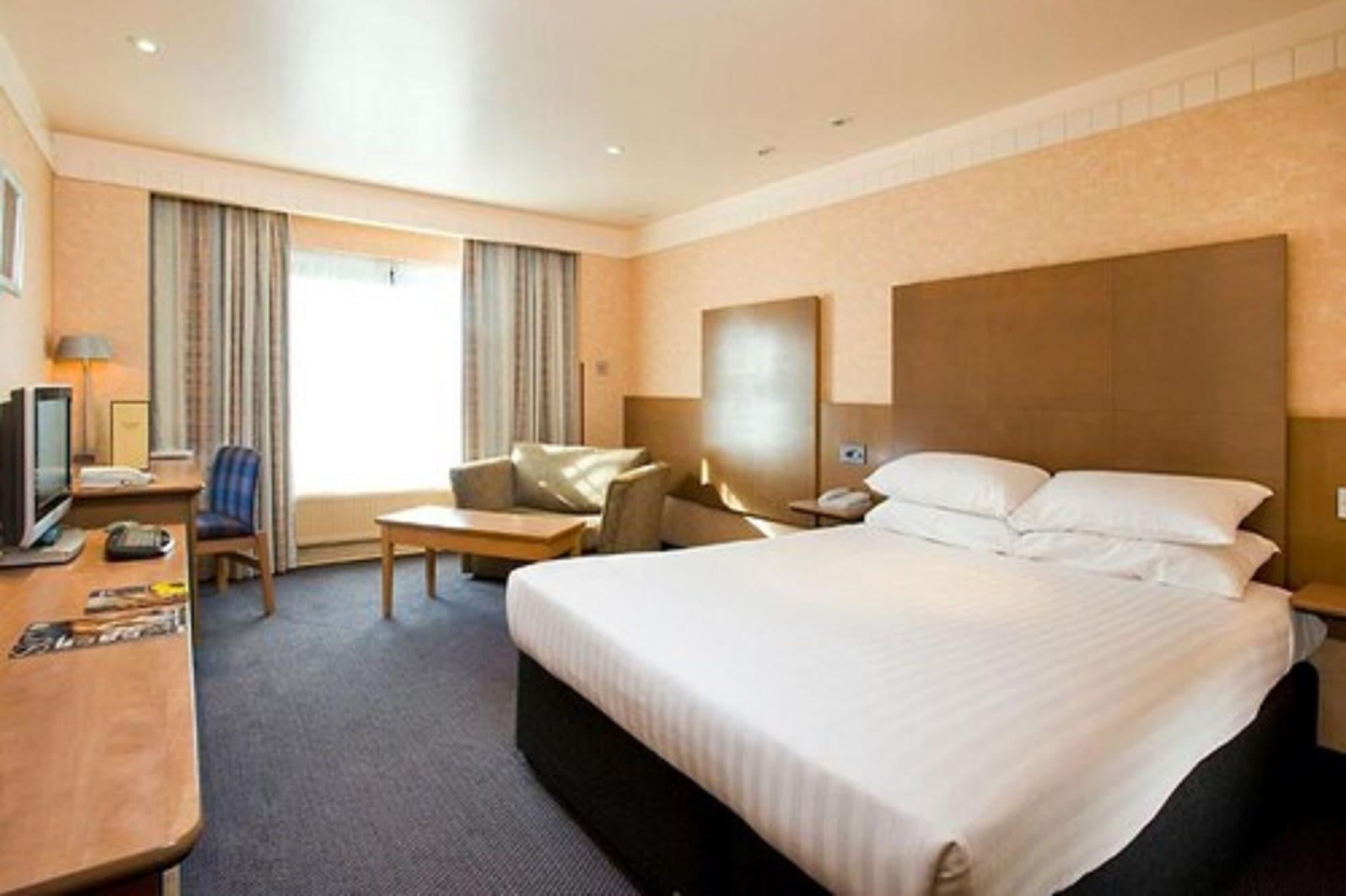 Hogs Back Hotel & Spa Nr Farnham Farnham  Ngoại thất bức ảnh