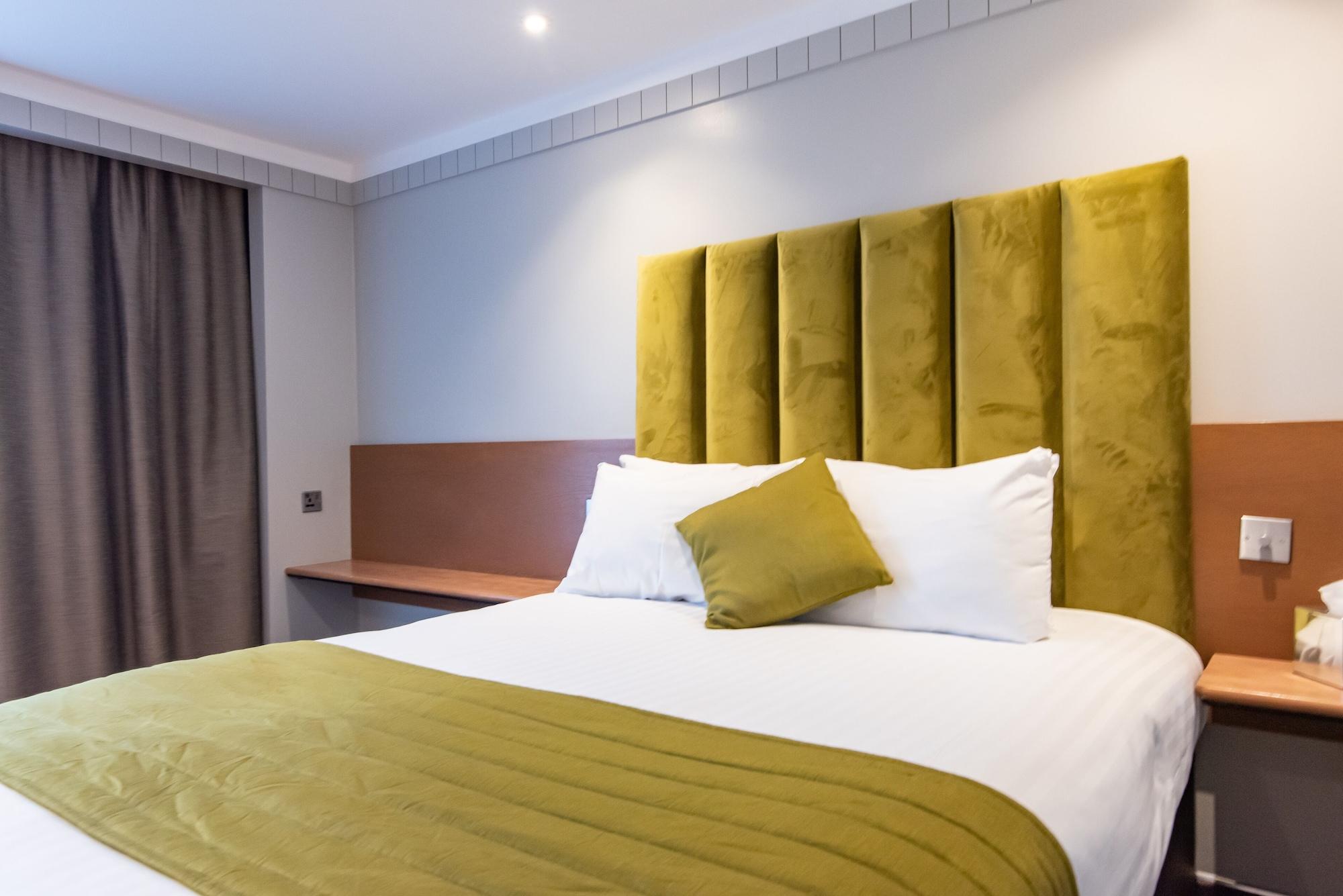 Hogs Back Hotel & Spa Nr Farnham Farnham  Ngoại thất bức ảnh