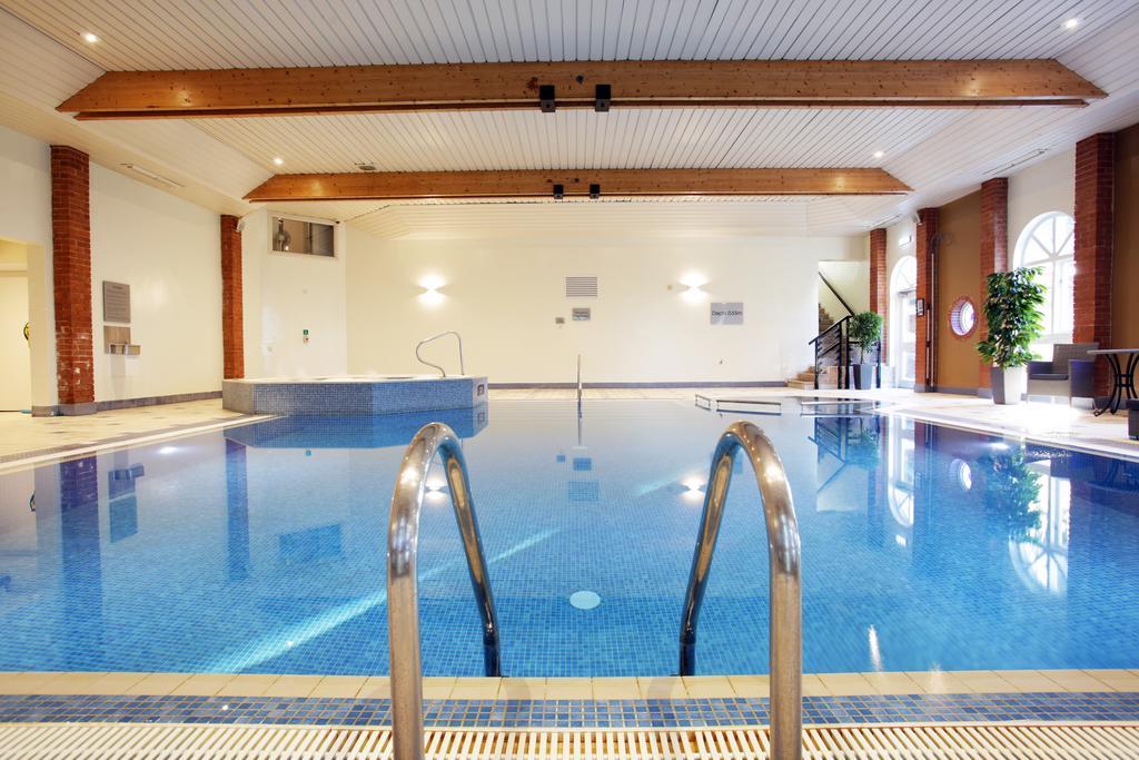 Hogs Back Hotel & Spa Nr Farnham Farnham  Ngoại thất bức ảnh